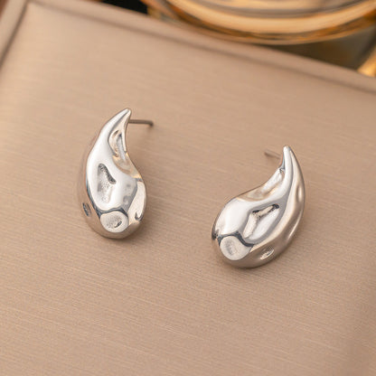 Retro stainless steel earrings