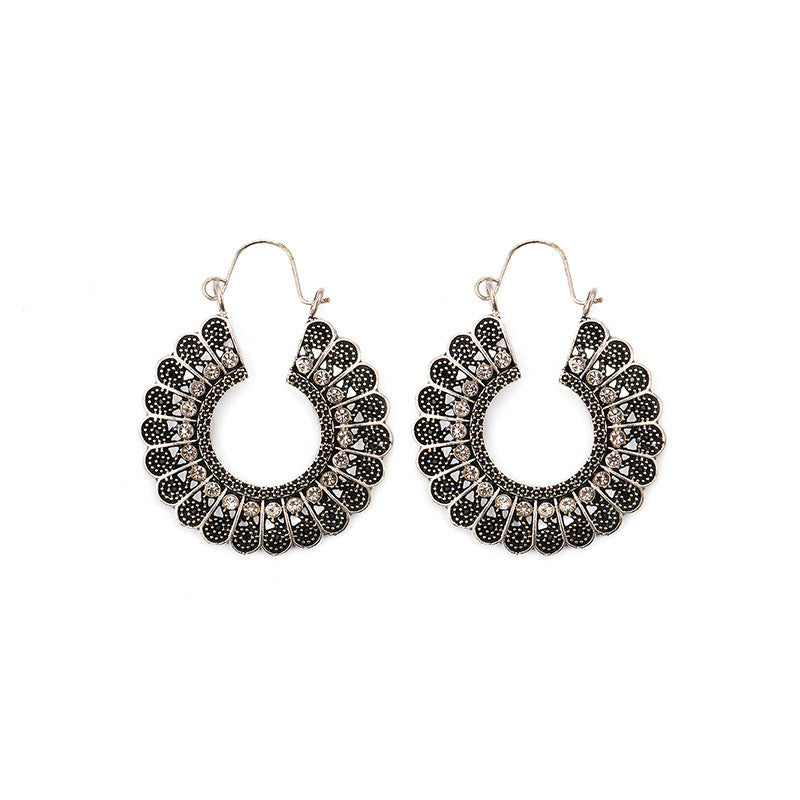 Bohemian cutout earrings