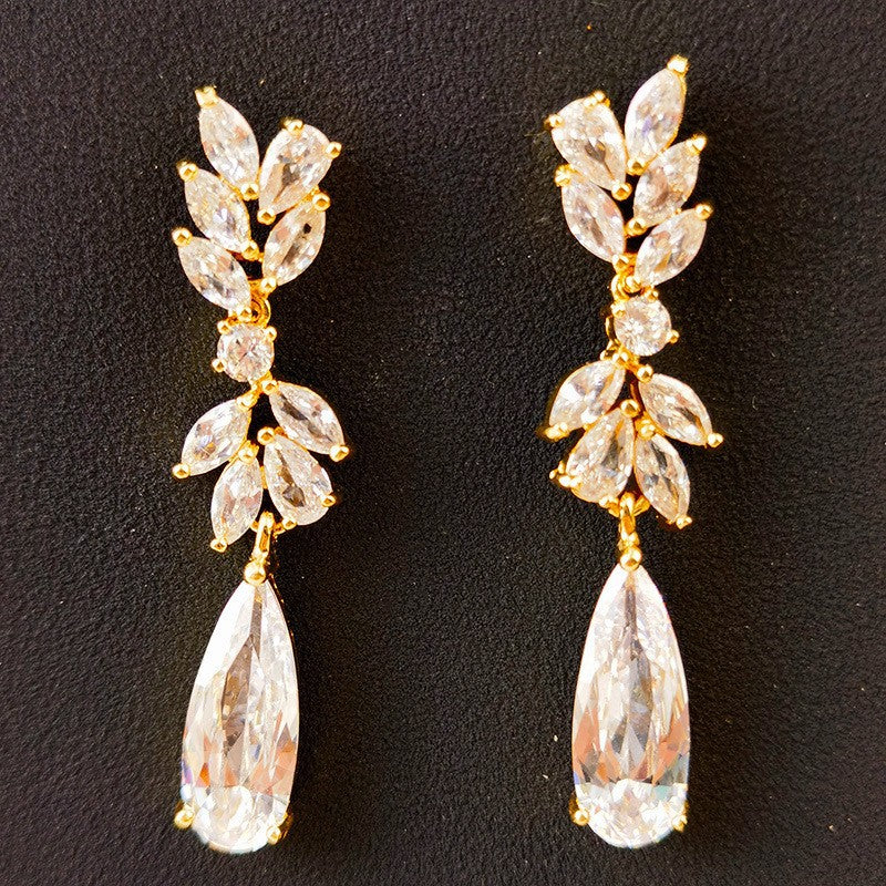 Zircon pearl earrings