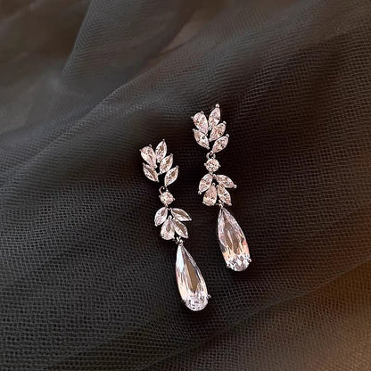 Zircon pearl earrings