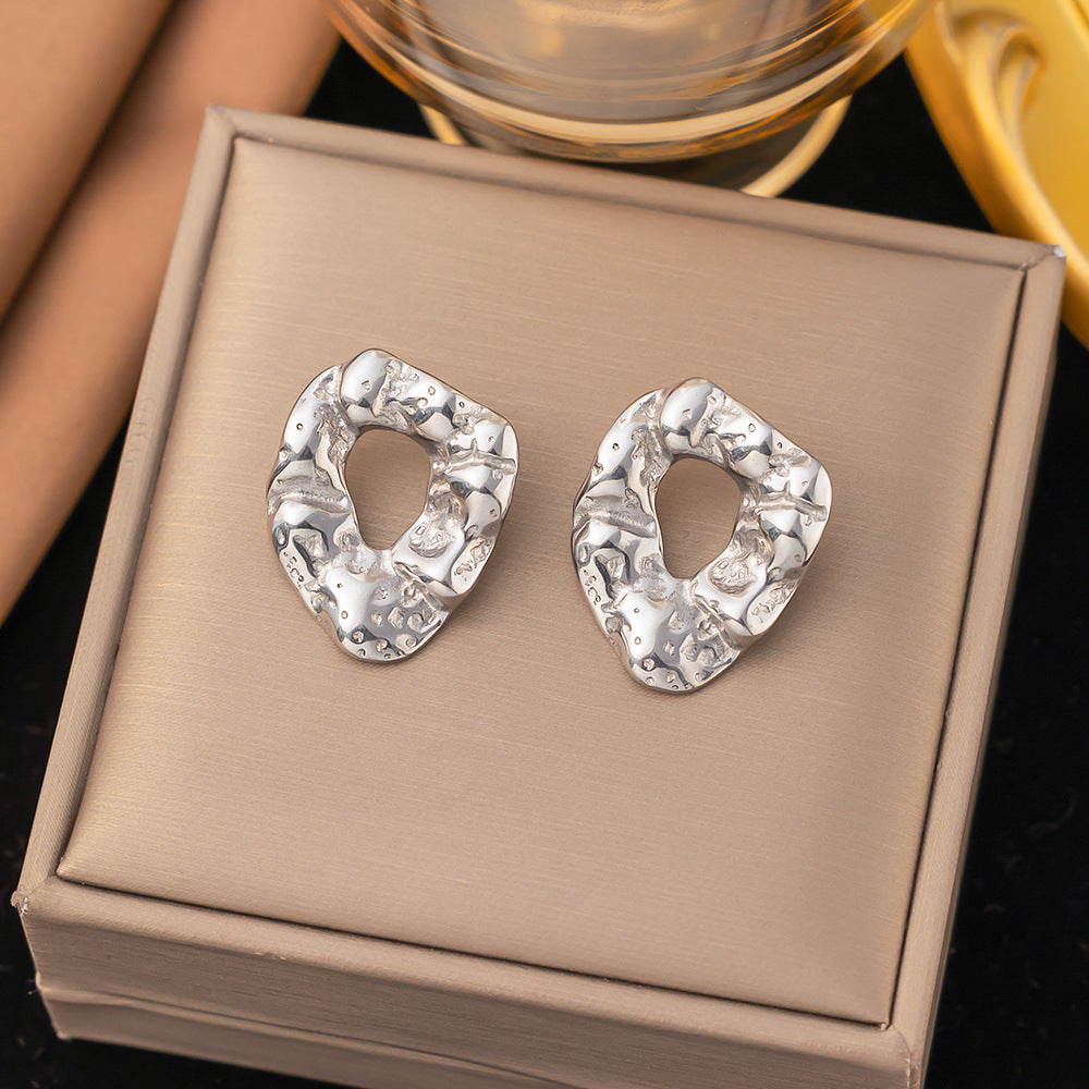 Retro stainless steel earrings