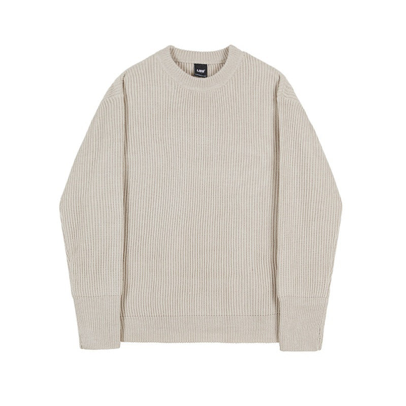 Round neck knitted sweater