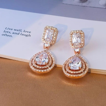 Zircon pearl earrings